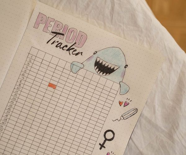 Calendar with consecutive days marked, symbolizing the power of daily habits and consistency.